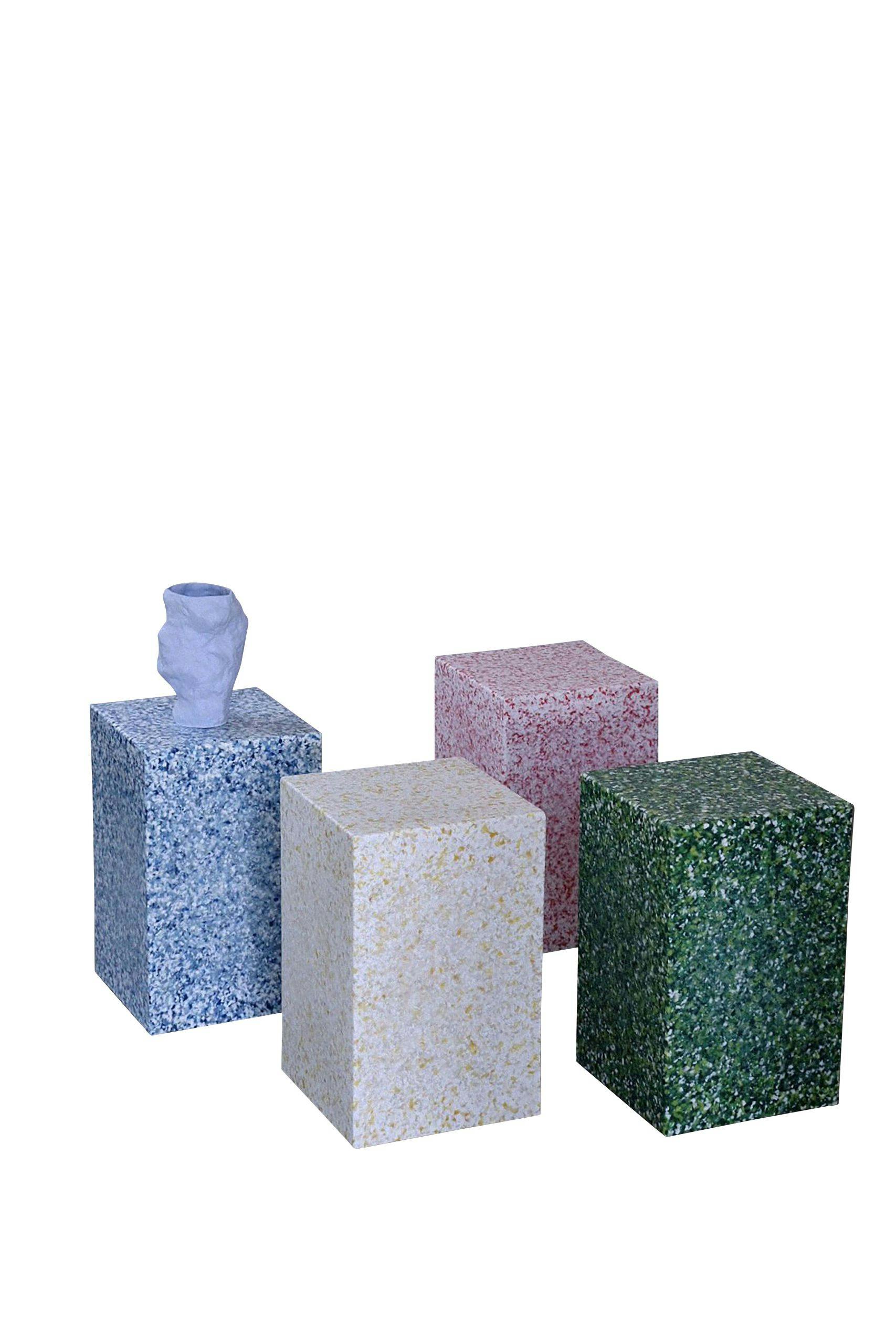 kiosk48th plastic stool colour3 1800x1800